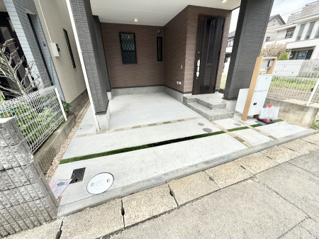  �O�ρ������̒��Ԃ����K��