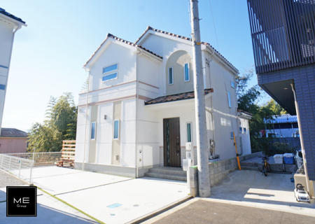 現地外観写真 外観■家族みんなが笑顔で過ごせる、安心感のある住まい