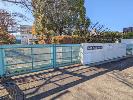 周辺環境 中学校 2100m 町田市立小山田中学校