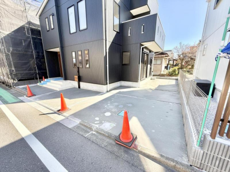  外観■自宅にある駐車スペースなので安心ですね