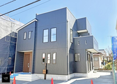 現地外観写真 外観■家族みんなが笑顔で過ごせる、安心感のある住まい