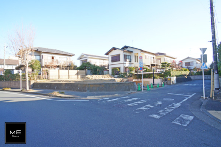 現地外観写真 外観■この道を歩けば、毎日が少し特別になる