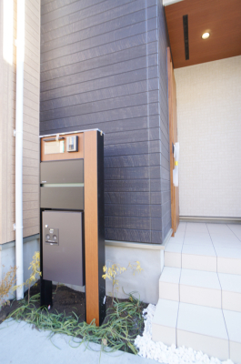 玄関 外観■ 帰るたびにホッとする、安心感のある佇まい