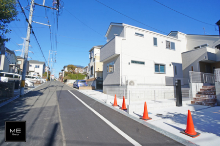 現地外観写真 外観■優雅なラインが、毎日を引き立てます