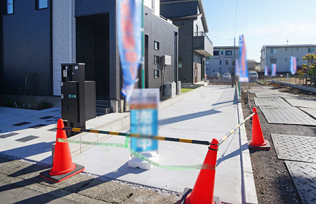  外観■毎日の駐車が快適に