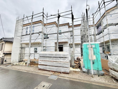 現地外観写真 外観■暮らしを彩る充実した設備仕様が備わった新築戸建
