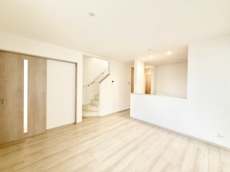 rO 났ƏΊ炪W܂AS܂郊rO