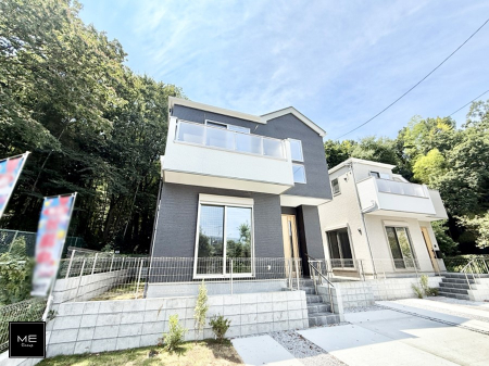 nOώʐ^ OρV炵n܂ꏊŁAƑJ[߂